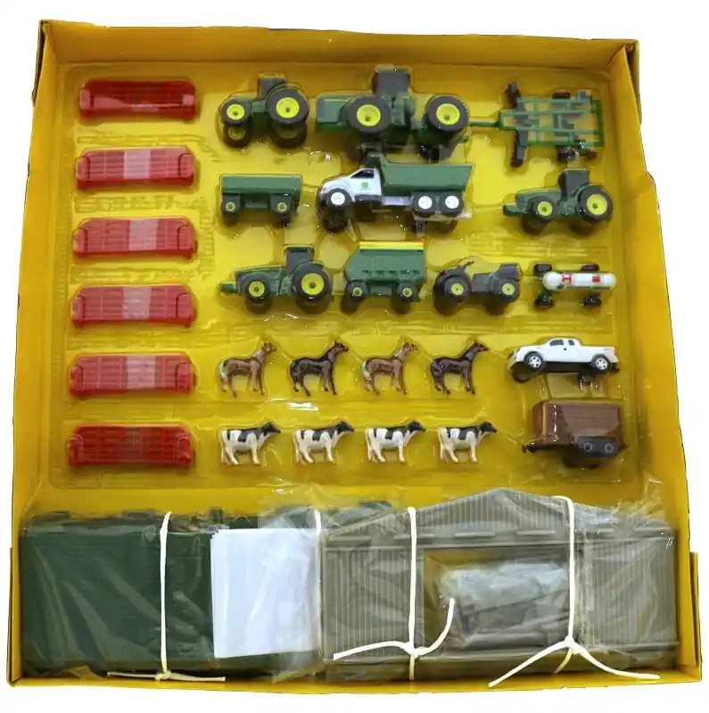 John Deere Farm Toy Playset By Ertl, Multicolor