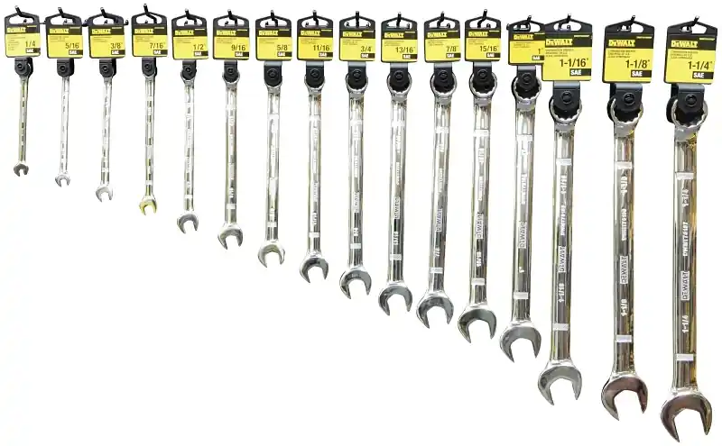 7520620 Wrench & Socket Combo Set Dwmt74208