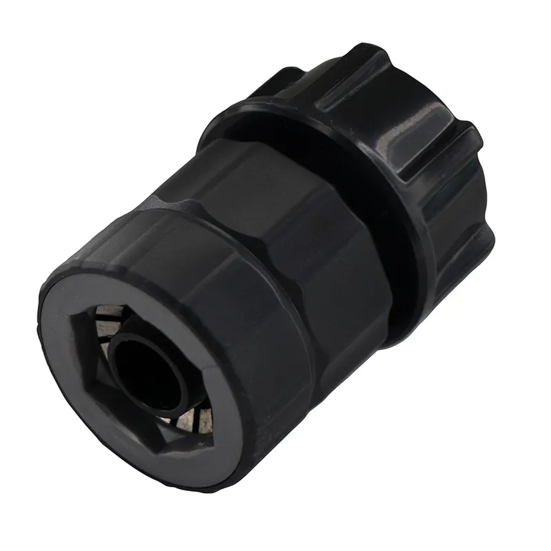 Push-fit 5/8 In. Plastic Threaded Female Hose Mender