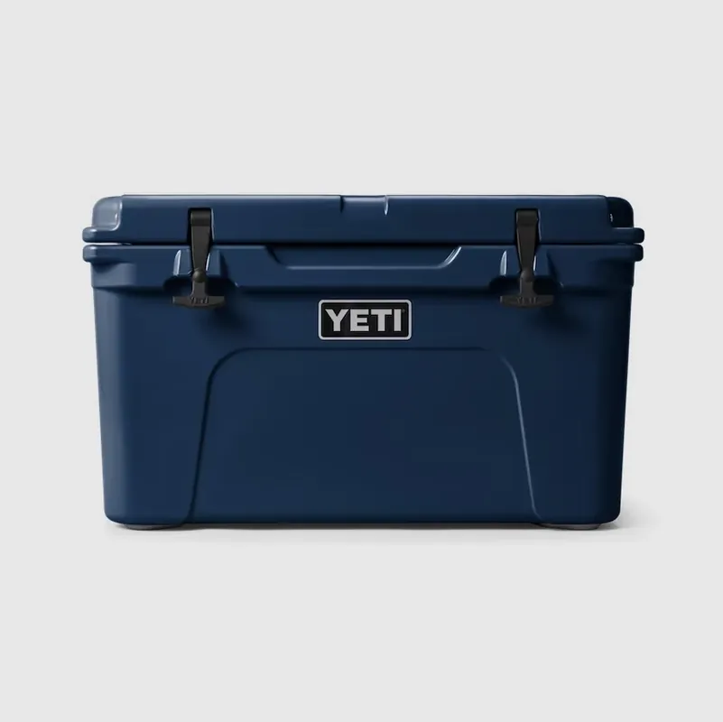 Tundra 45 Cooler Navy 16-1/8 In. 25-3/4 In. 28 Can Capacity