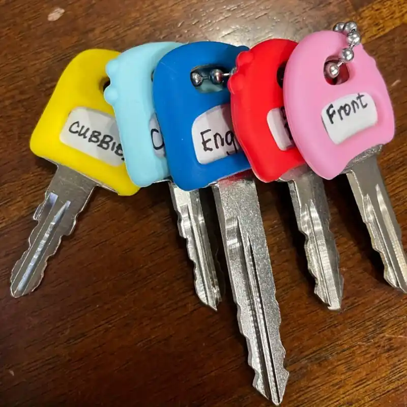 8pcs Silicone Key Caps Set Flexible Identifier Covers For Easy Organization