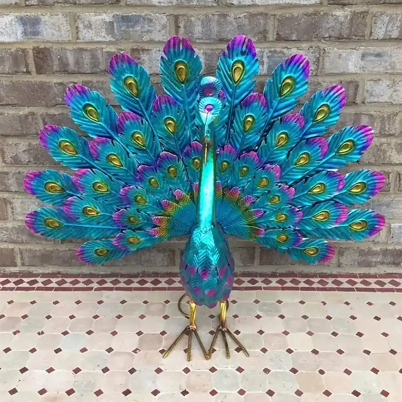 Elegant 3d Metal Peacock Statue Outdoor Decor For Garden Patio