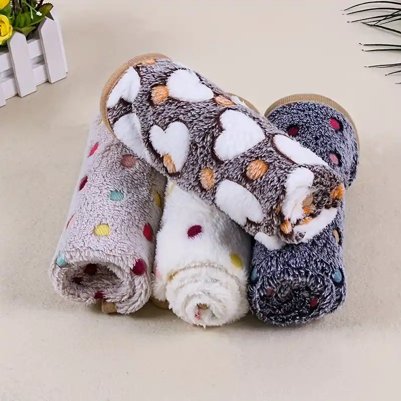 Soft Warm Summer Pet Blanket With Cartoon Star Print For Cats And Dogs