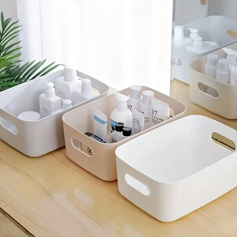Large Capacity Portable Plastic Organizer For Cosmetics Desktop Storage