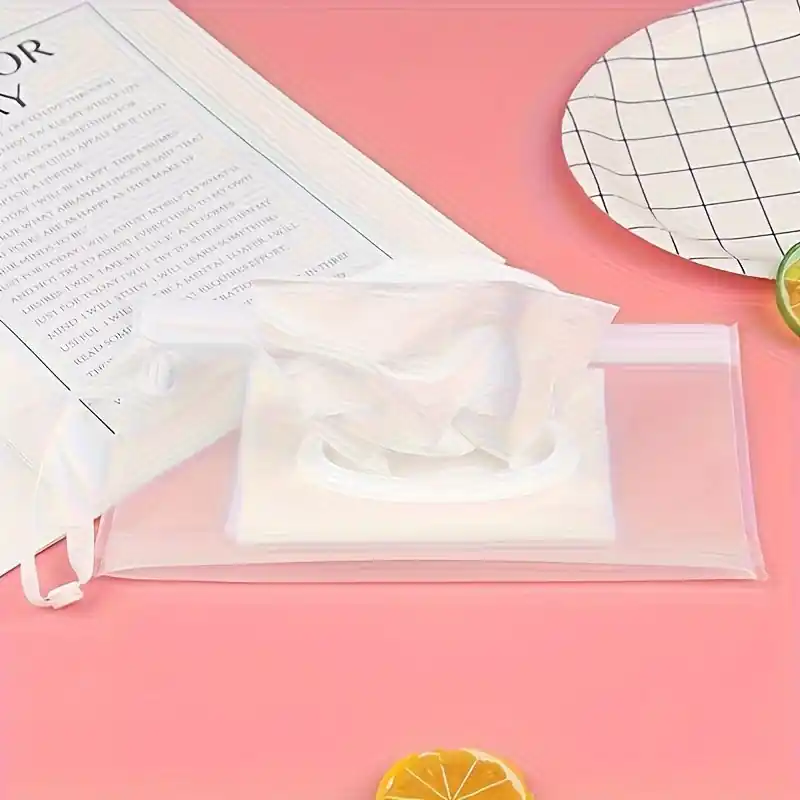 Portable Travel Wet Wipes Holder Lightweight Translucent Clutch Bag 1pc