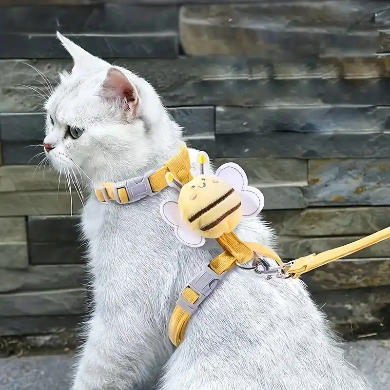 Beethemed Adjustable Cat Harness Leash Set Breathable Plush Design