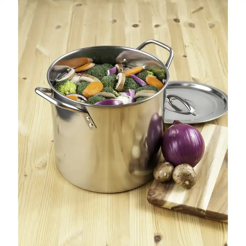 8 Qt. Polished Stainless Steel Stockpot With Lid - Model 606