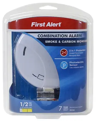 Photoelectric Smoke & Carbon Monoxide Detector, Battery Operated, 40‘ Detection Range