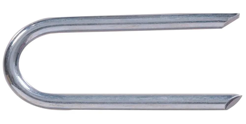 2-1/2 Inch Zinc Coated Wire Staples For Secure Fastening - 4 Pack