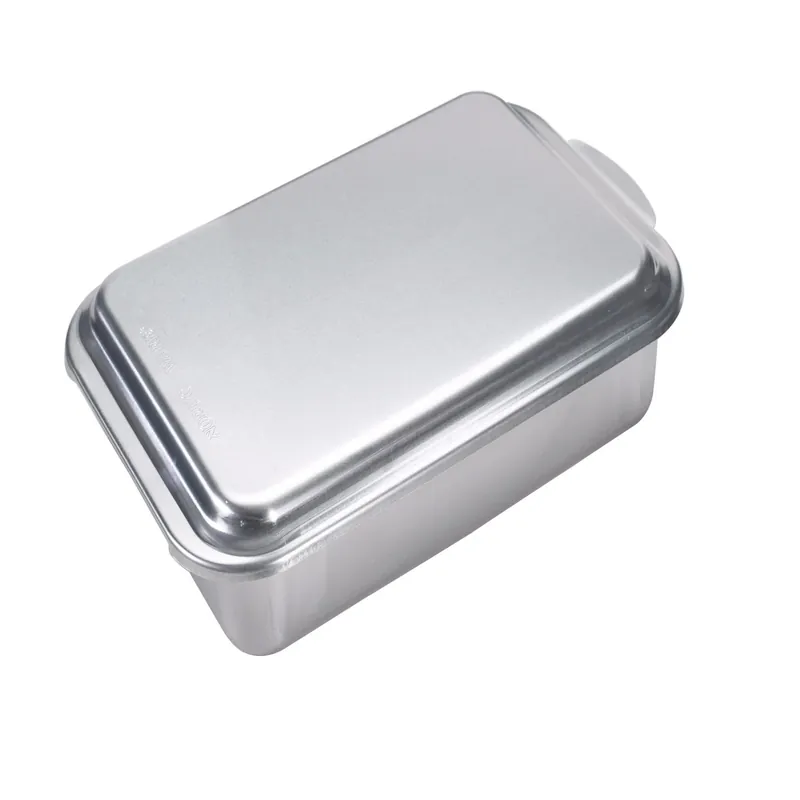 9 In. X 13 In. Aluminum Cake Pan With Lid - Durable Bakeware