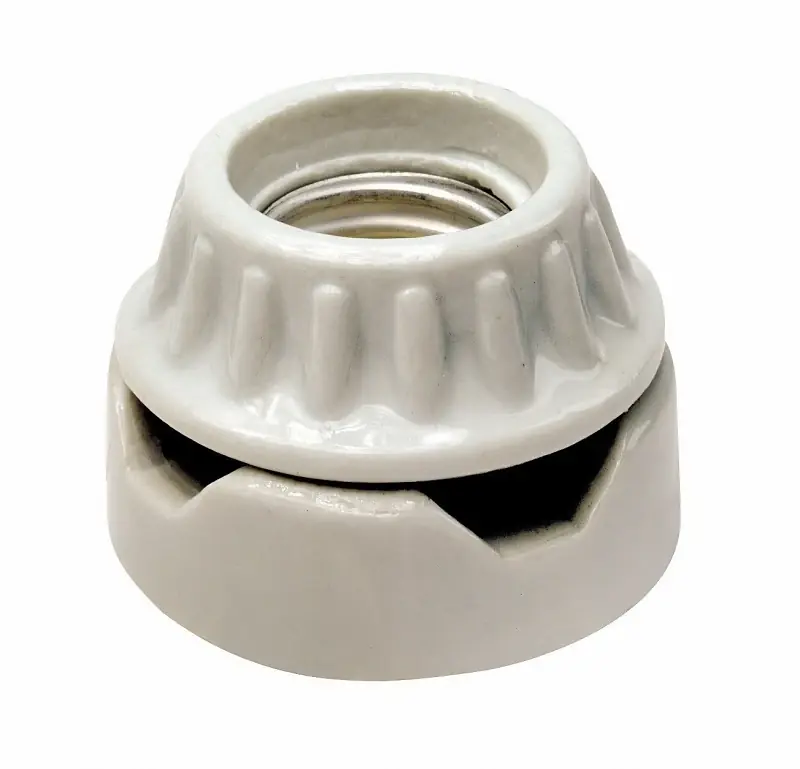 Leviton Porcelain Incandescent Medium Base Keyless Socket 1 Pk